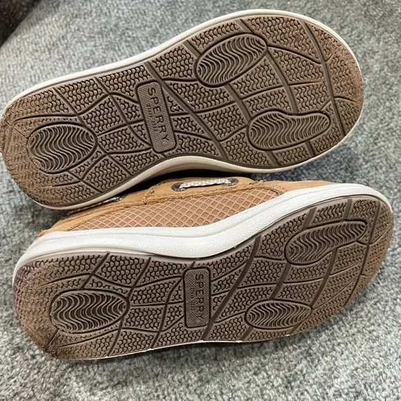 Sperry Kids Shoes in Brown and White - Picture 6 of 8
